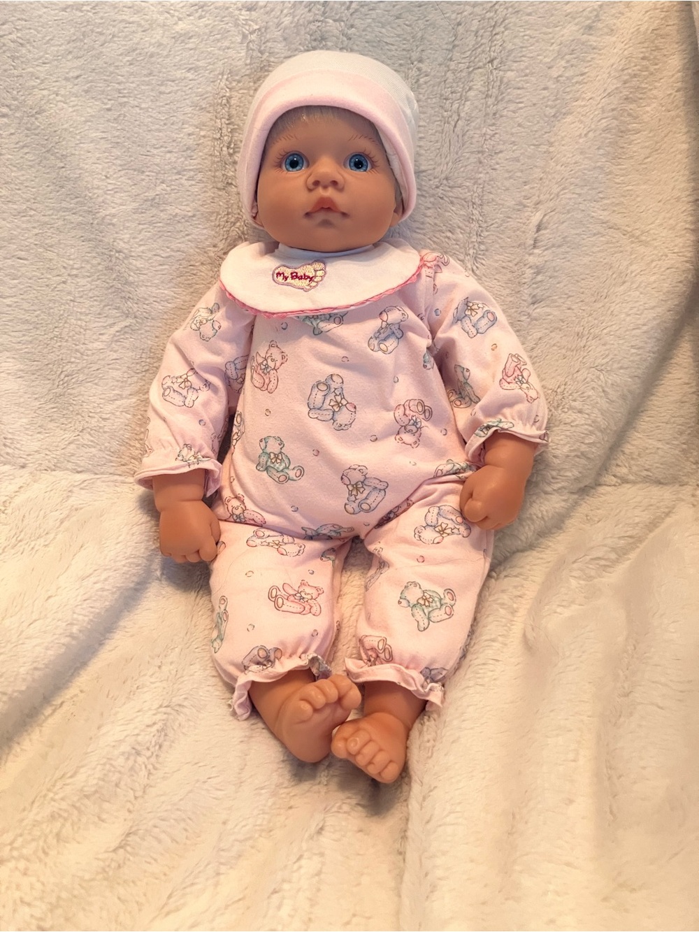 Vintage Lee Middleton baby doll , pink , blonde 1994